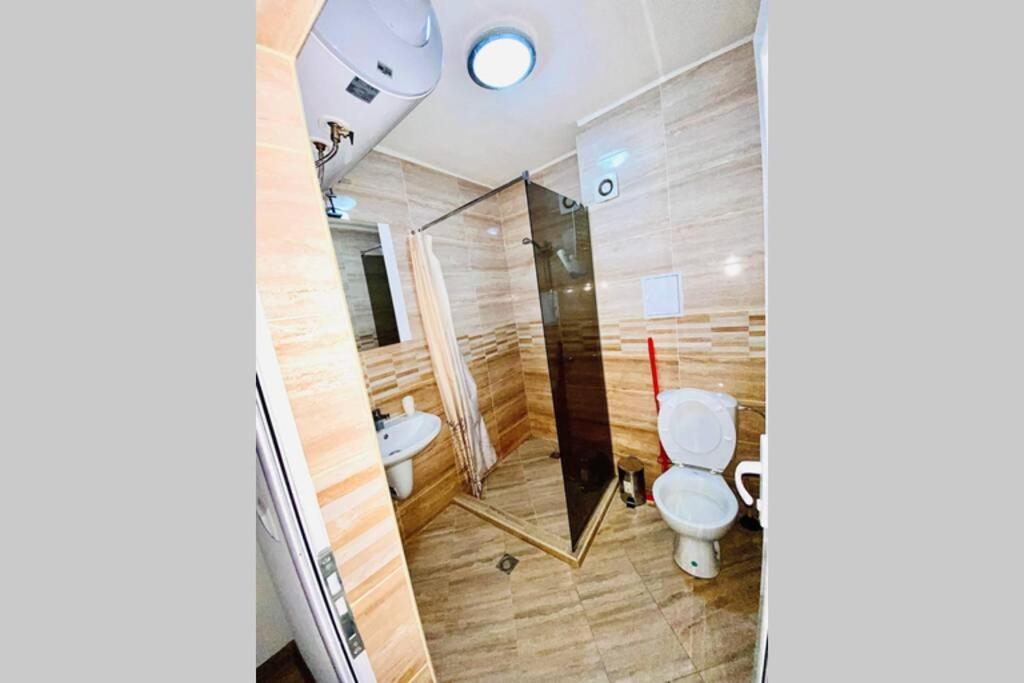 Large Studio In Studentski Grad With Huge Terrace Apartment Sofia Ngoại thất bức ảnh